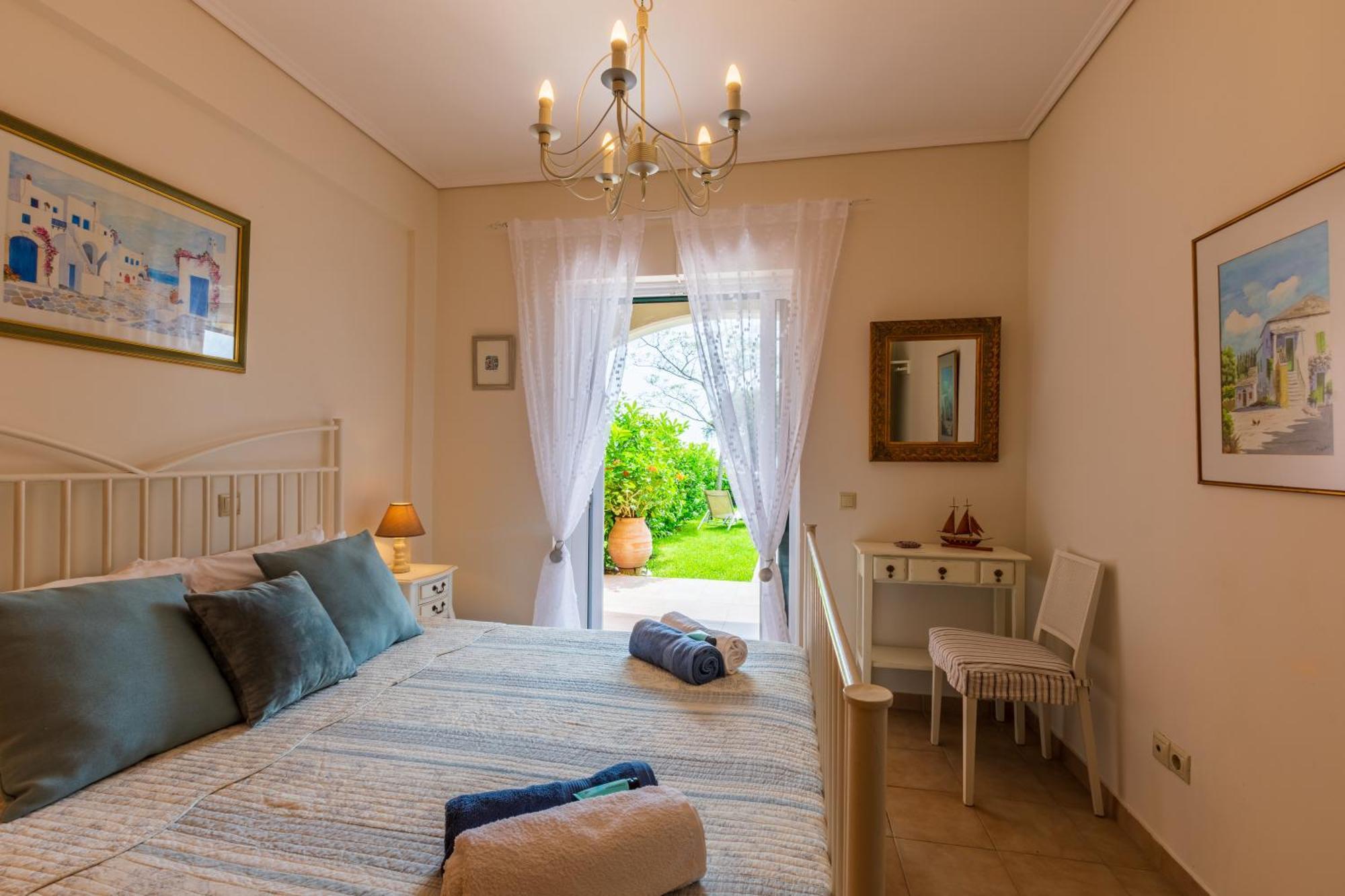 Barbati Seafront Luxury Suites Zewnętrze zdjęcie