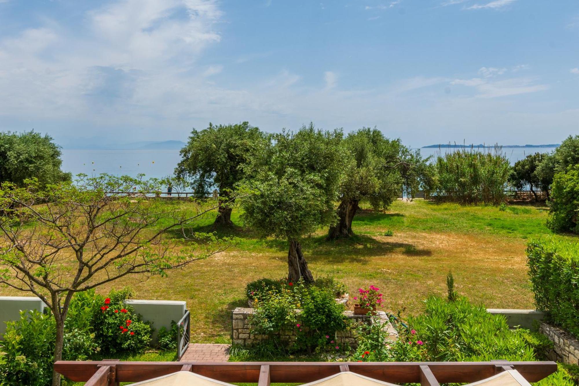 Barbati Seafront Luxury Suites Zewnętrze zdjęcie